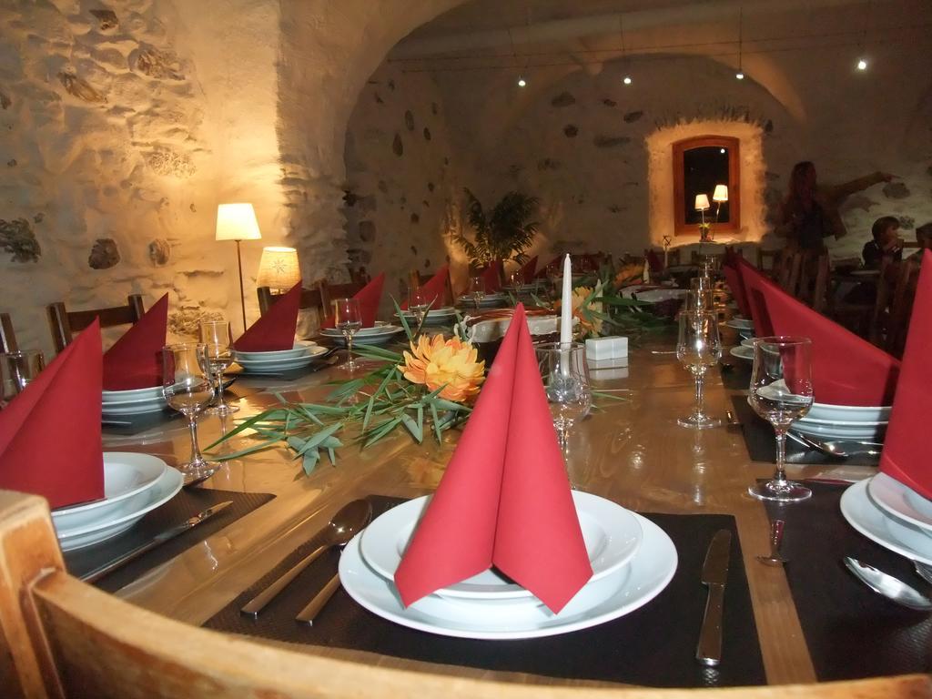 Le Domaine Du Grand Cellier Chambres D'Hotes En Savoie Tournon-sur-Rhône Eksteriør billede