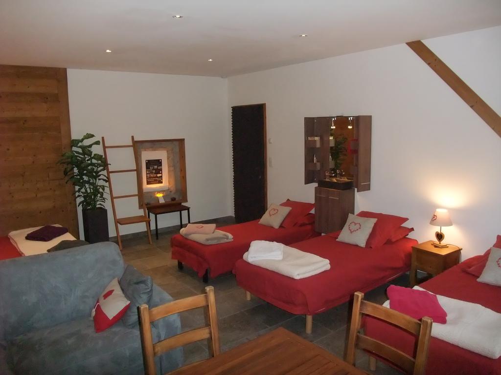 Le Domaine Du Grand Cellier Chambres D'Hotes En Savoie Tournon-sur-Rhône Eksteriør billede