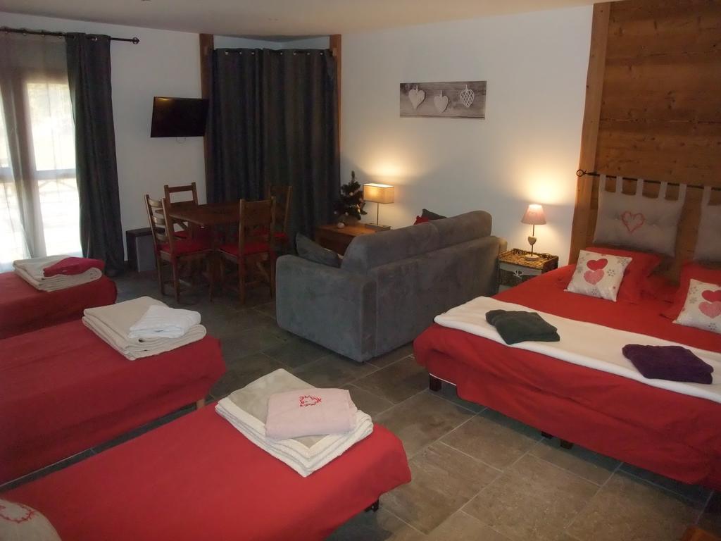 Le Domaine Du Grand Cellier Chambres D'Hotes En Savoie Tournon-sur-Rhône Eksteriør billede