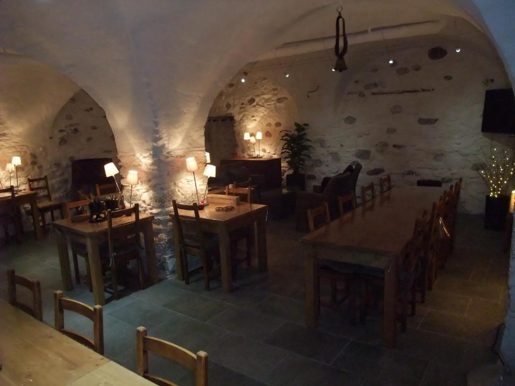 Le Domaine Du Grand Cellier Chambres D'Hotes En Savoie Tournon-sur-Rhône Eksteriør billede