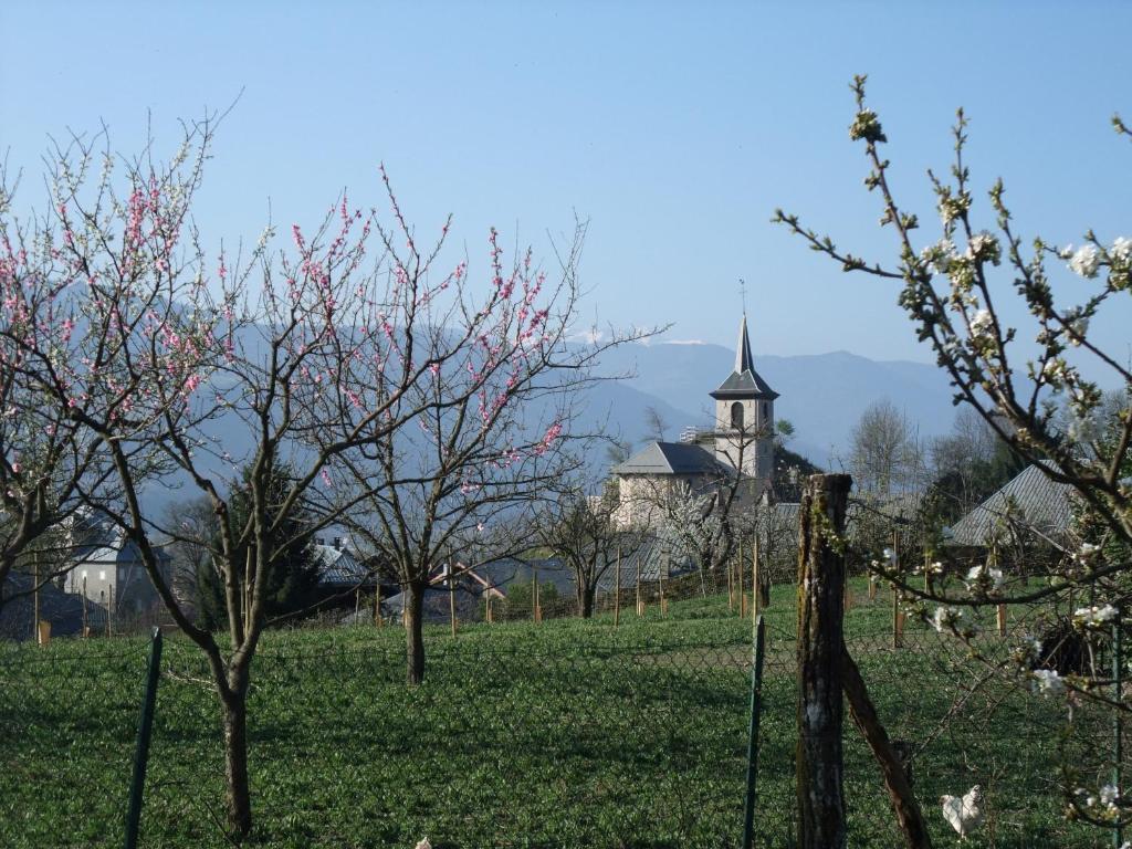 Le Domaine Du Grand Cellier Chambres D'Hotes En Savoie Tournon-sur-Rhône Eksteriør billede